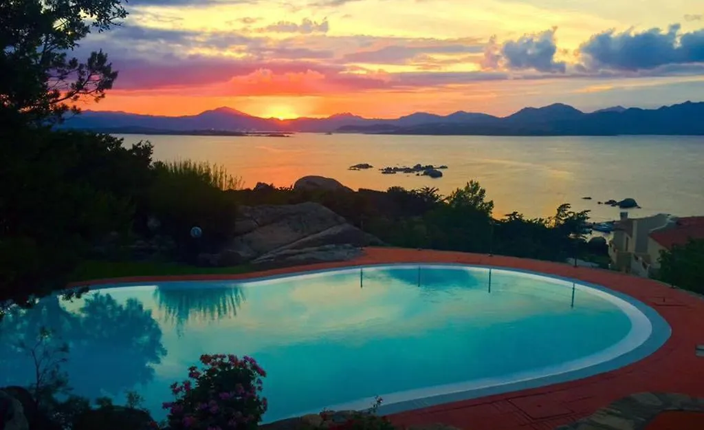 Villa Romantica Olbia 0*,